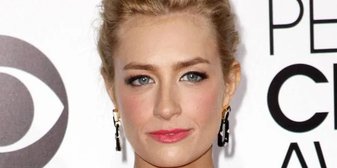 Beth Behrs
