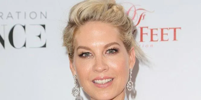 Jenna Elfman