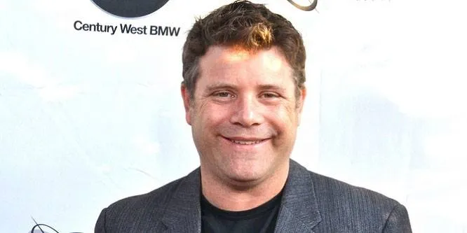 Sean Astin