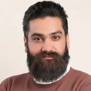 Ali Zand Vakili