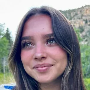 Lilly Loya