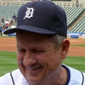 Gene Lamont