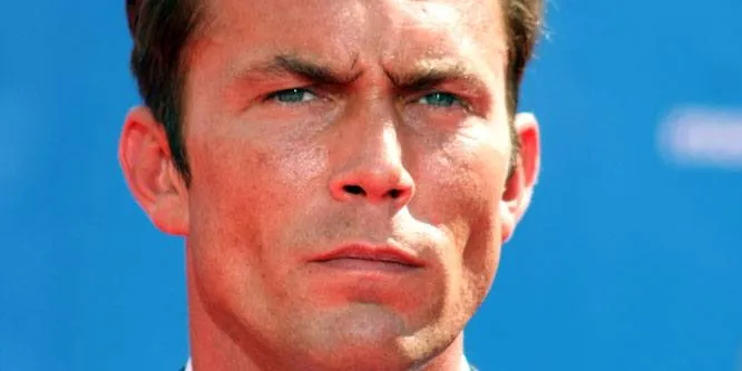 Desmond Harrington