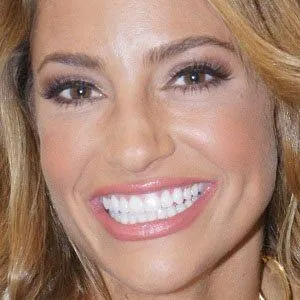 Jennifer Nicole Lee