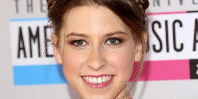 Eden Sher