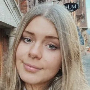 Emma Johansson (YouTube Star)