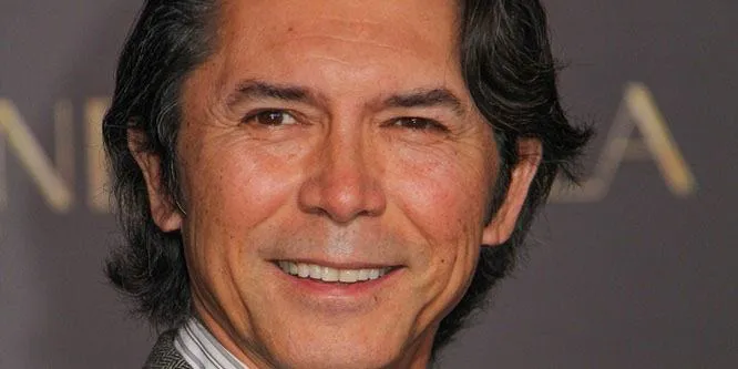 Lou Diamond Phillips