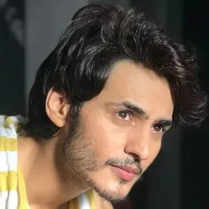 Ravi Bhatia