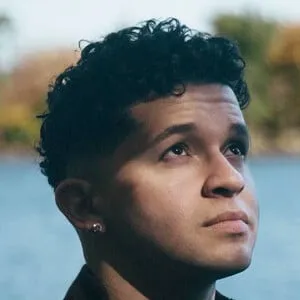 Elijah Peña