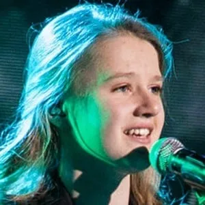 Laura Van Kaam