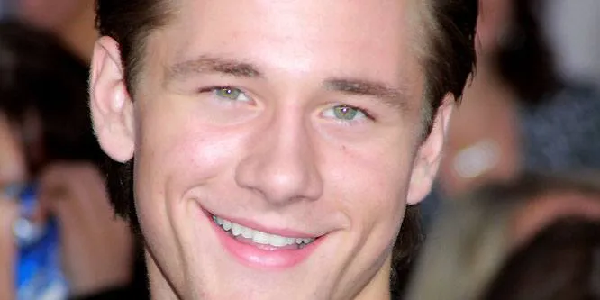 Luke Benward
