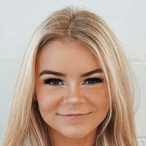 Elya Brown