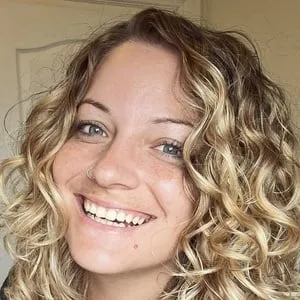 curlyzia.xo