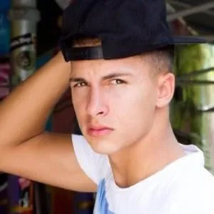 Rafael Garcia (Vine Star)