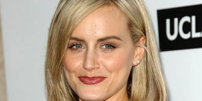 Taylor Schilling