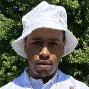 Tray Savage
