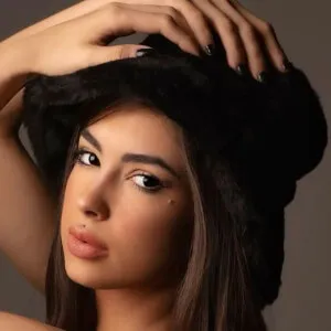 Naila Lesan