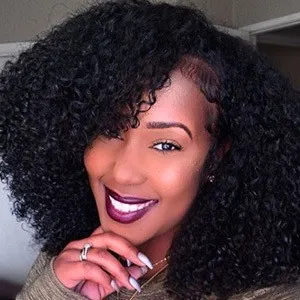 Rayna HappyCurlHappyGirl