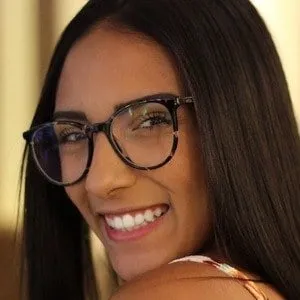 Isadora Nogueira