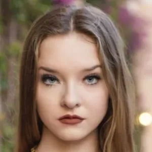 Kira Watt