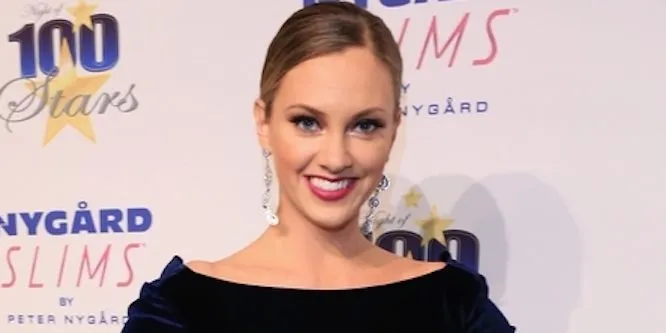 Nicole Arbour