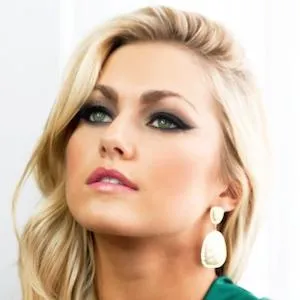 Lindsay Arnold (Instagram Star)