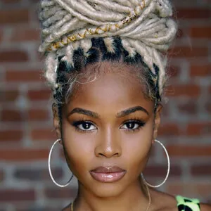 Azia Toussaint (Reality Star)