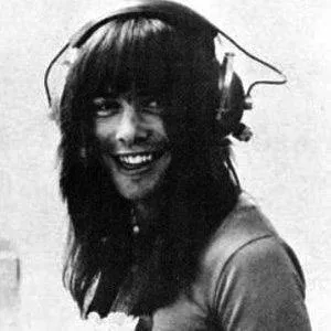 Nigel Olsson