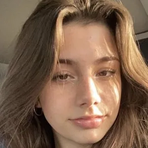 Mikayla Campinos