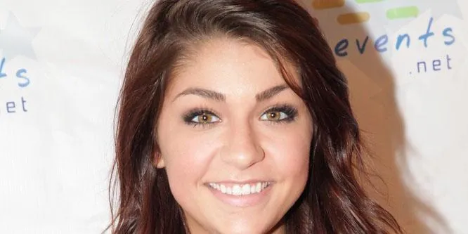 Andrea Russett