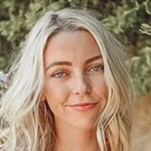 Hannah Hampton (TikTok Star)
