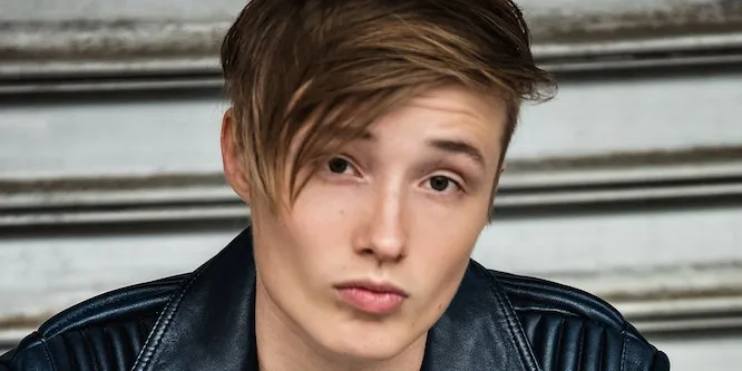 Isac Elliot
