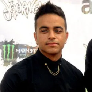 Brian MacDonald (Bassist)