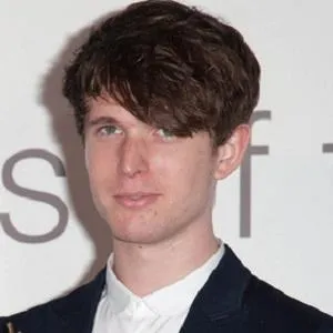 James Blake (Pop Singer)