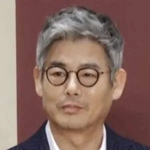 Sung Dong-il