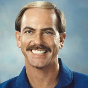 Thomas Hennen