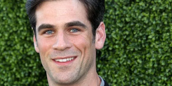 Eddie Cahill