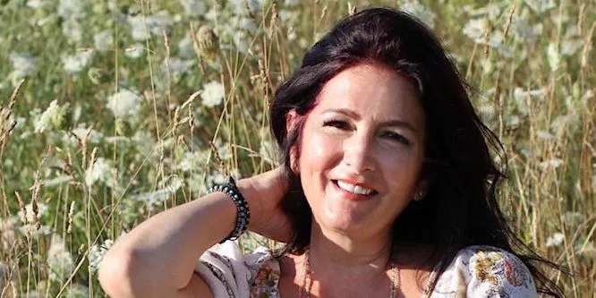 Lynne Knowlton
