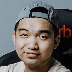 Vinh Mangalino