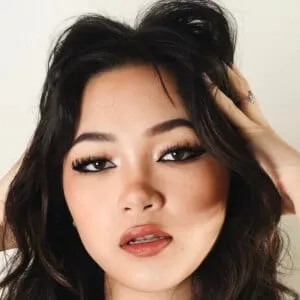 Natalie Tran (TikTok Star)