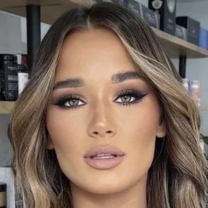 Isabelle Clarke