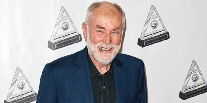 Robert David Hall