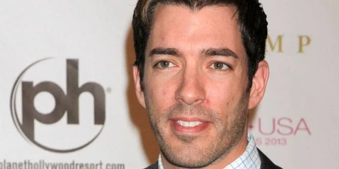 Drew Scott (TV Show Host)