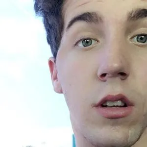 Nathan Walker (YouNow Star)