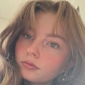 Bella Von Becker