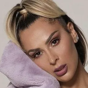 Veronica Vega
