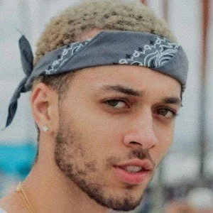 Kalin White