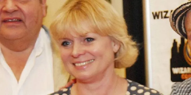 Julie Dawn Cole