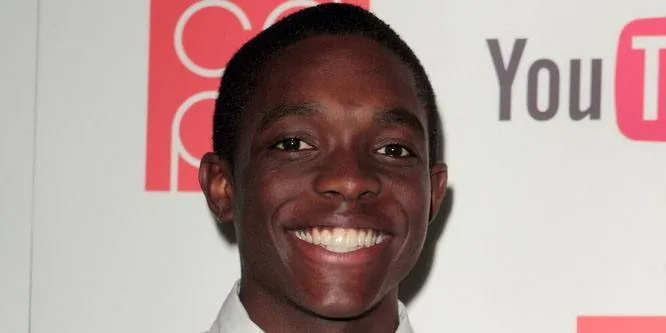 Carlos Knight