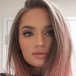 Rhaea Estelle